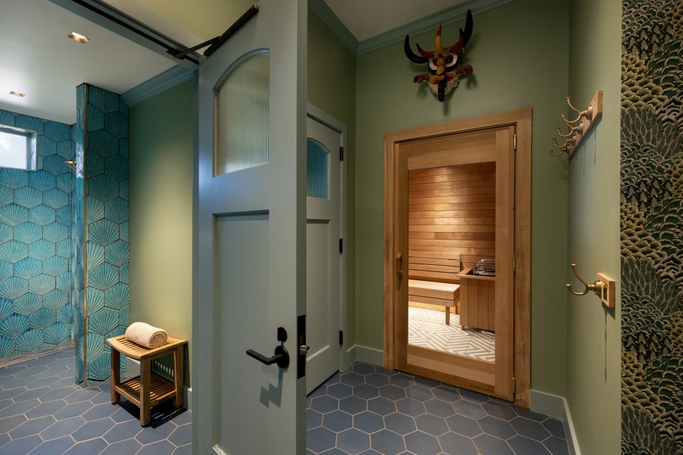 Folklore Interior Mens Shower Sauna Reduced